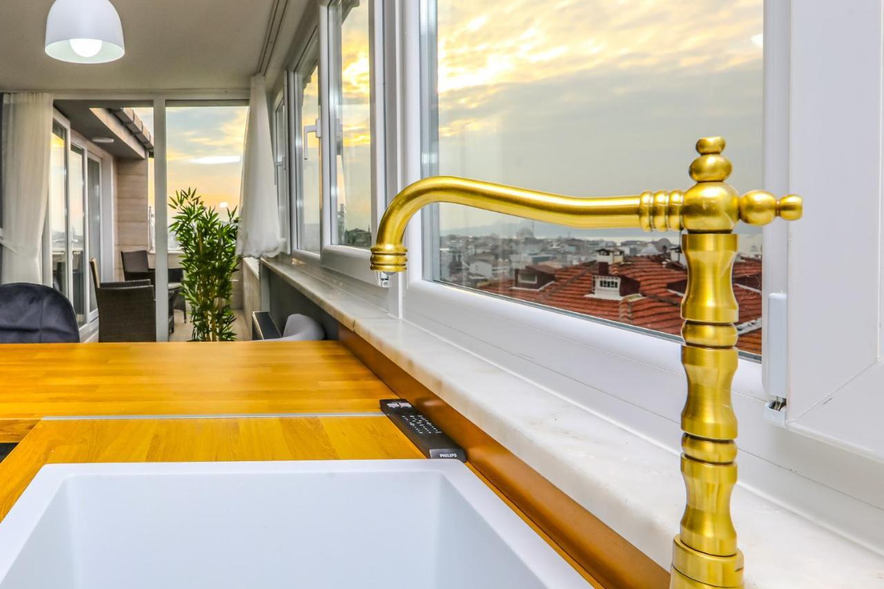 Vibrant Flat 500 M To Uskudar Ferry Station Apartment Istanbul Luaran gambar